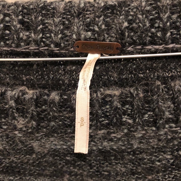 Free People cropped knit sweater - Picture 3 of 3